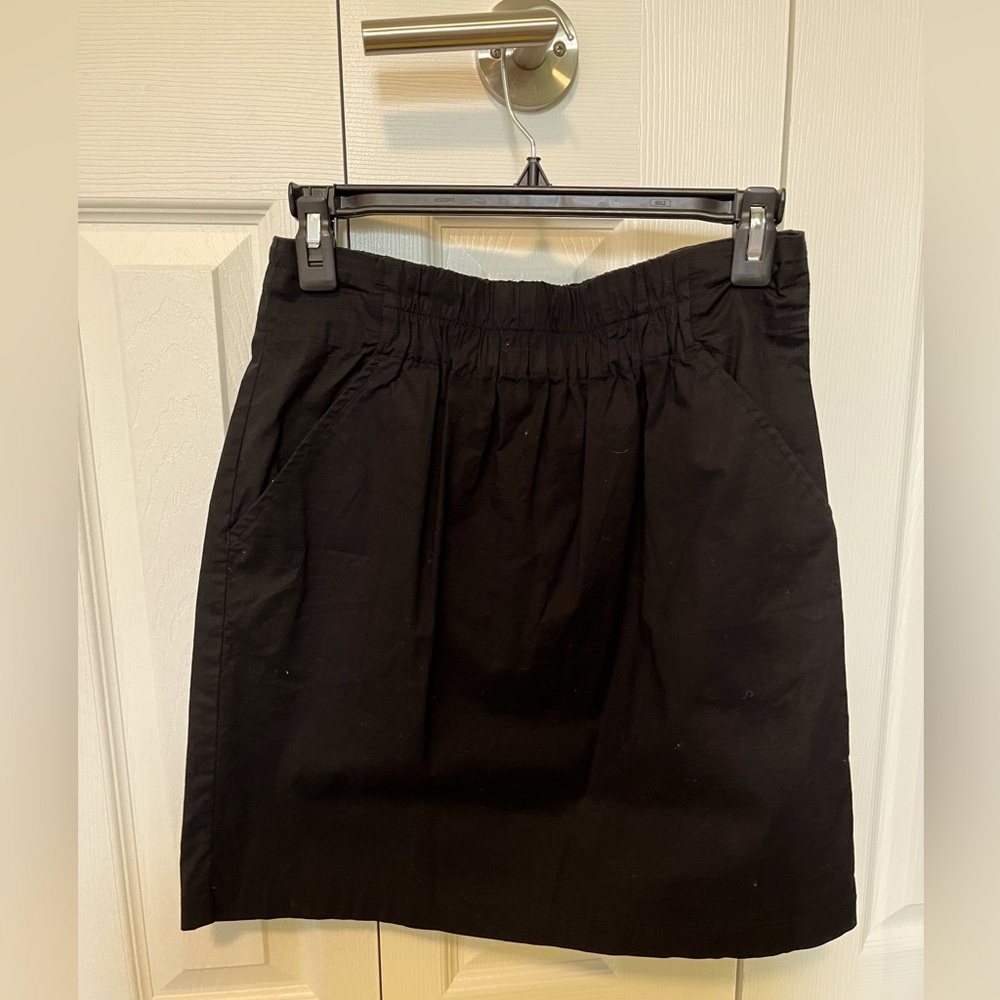 High waisted mini skirt with pockets